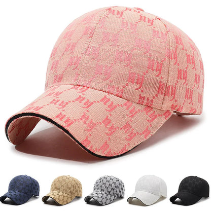 Elegant and Trendy White Baseball Cap: A Blend of Style and Versatility