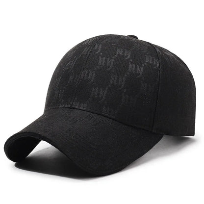 Elegant and Trendy White Baseball Cap: A Blend of Style and Versatility